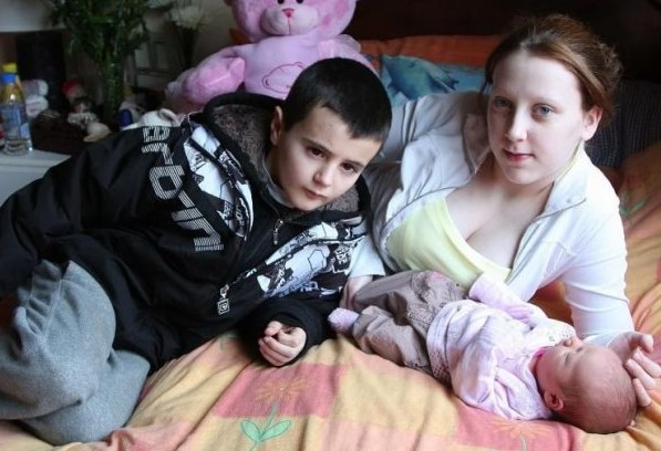 Истберн альфи паттен. Альфи паттен и шантель сейчас. Шантель стедман 2020. Самый молодой отец. 13 летняя даша забеременела от 10 мальчика.